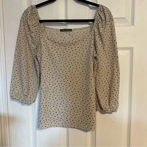 Suzy Shier - Beige Floral Top